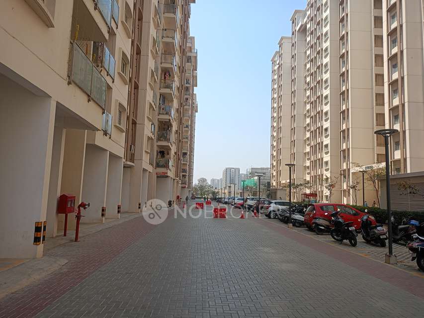 2 BHK Flat In Provident Park Square For Sale  In Judicial Layout 
