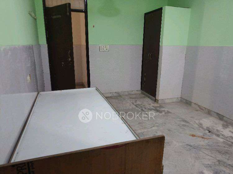 1 RK Flat In Balwant Bhawan  Need A Roomate Male for Rent  In Chalera Gali Number 3