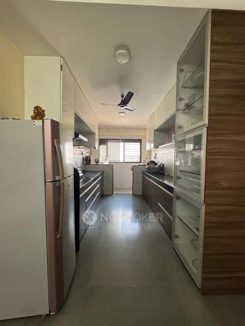 2 BHK Flat In Radha Apartment, Bavdhan for Rent  In Bavdhan