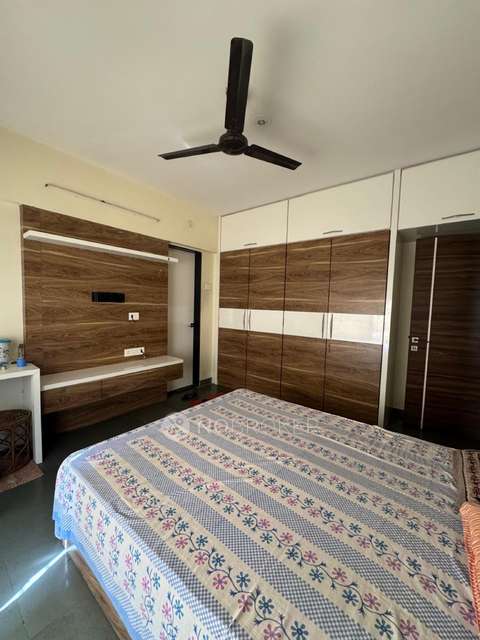2 BHK Flat In Radha Apartment, Bavdhan for Rent  In Bavdhan