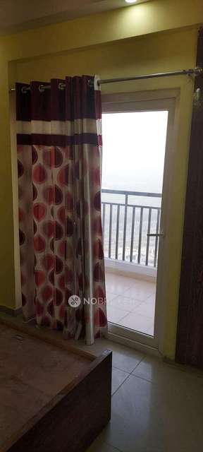 3 BHK Flat In Ajnara Panorama For Sale  In Yamuna Expressway