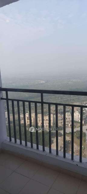 3 BHK Flat In Ajnara Panorama For Sale  In Yamuna Expressway