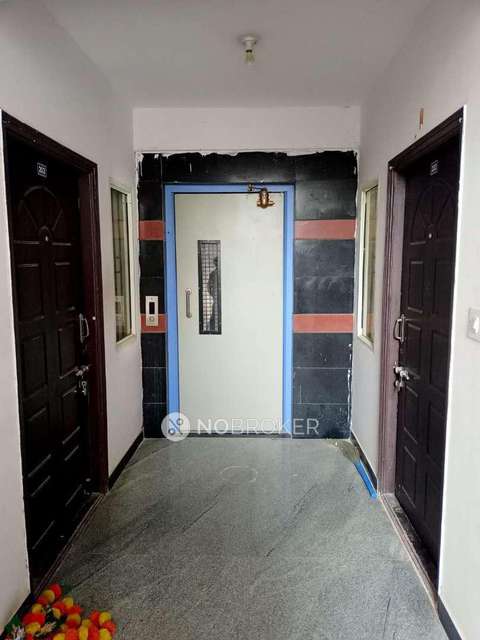 4+ BHK Flat In Gayatri Lakeview For Sale  In Rayasandra