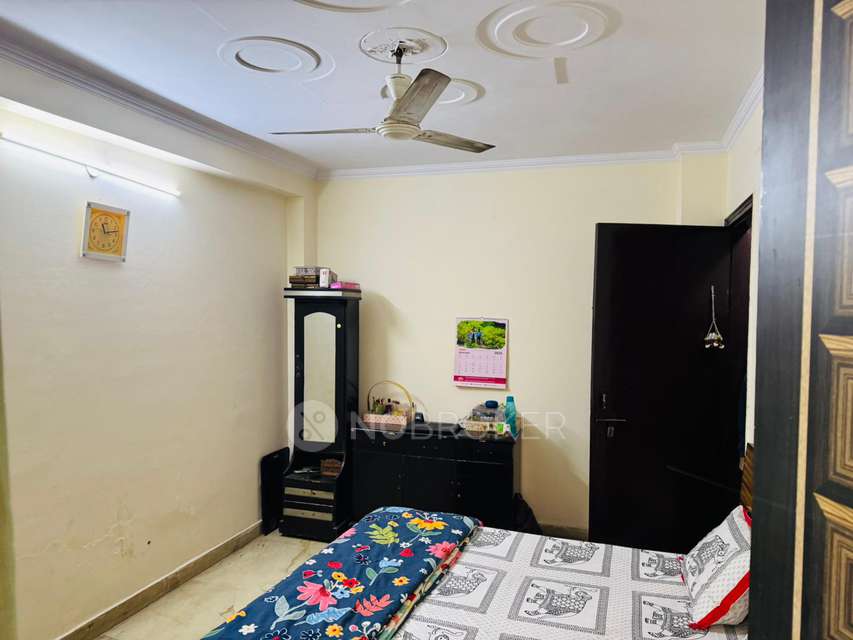 3 BHK Flat For Sale  In Mahavir Enclave