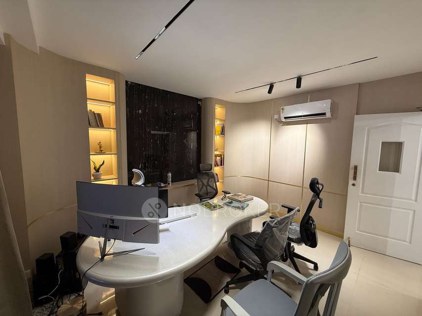 Showroom in West Mogappair Road, Chennai for Rent 