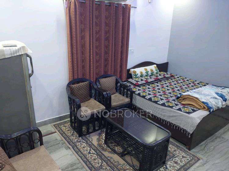 1 RK Flat In Green Apartments for Rent  In Sector 11 Dwarka