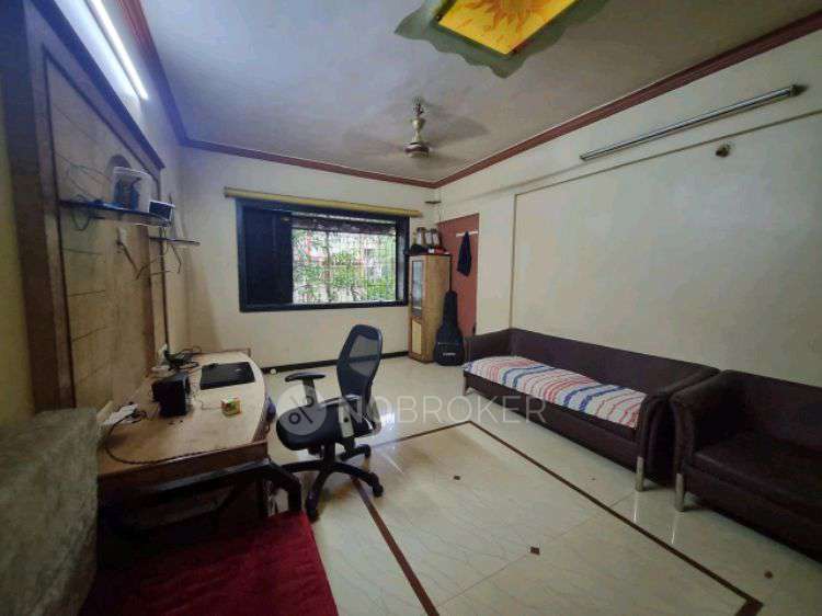 Single Room for Male In 2 BHK  In Sahara Chs In Borivali East