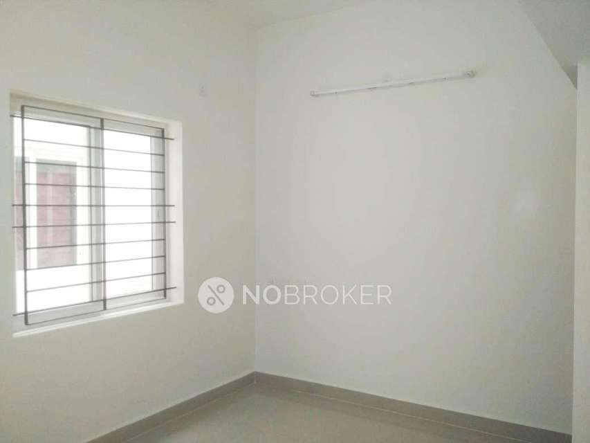 3 BHK Flat In Lakshaya Flats For Sale  In Mudichur