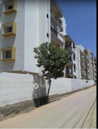 Single Room for Male In 2 BHK  In Skanda Sukriti Apartments In Kadubeesanahalli