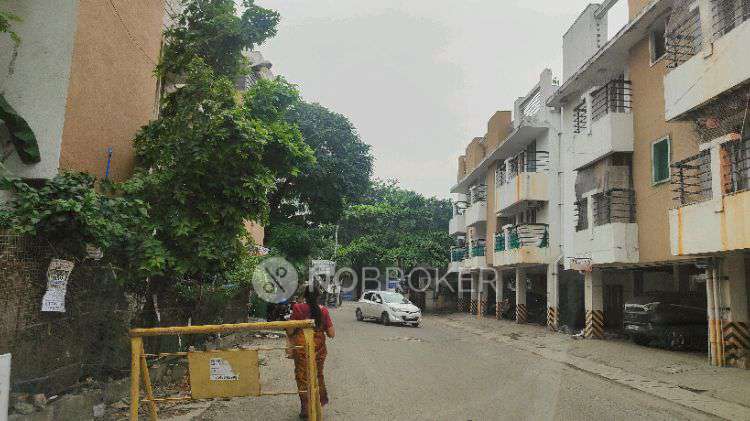 3 BHK Flat In Vgn Krona For Sale  In Gerugambakkam