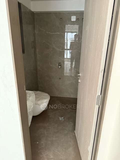 2 BHK Flat In Rajshree 43 For Sale  In Ghatkopar East