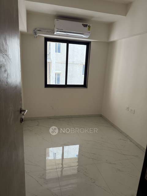 2 BHK Flat In Rajshree 43 For Sale  In Ghatkopar East