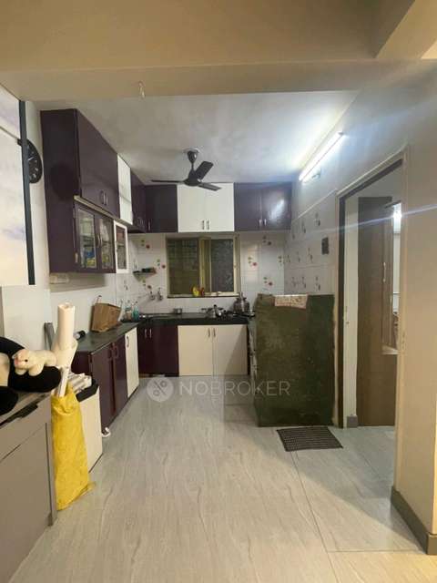 Single Room for Male In 1 BHK  In Mathoshree Building In Trimurti Mitra Mandal