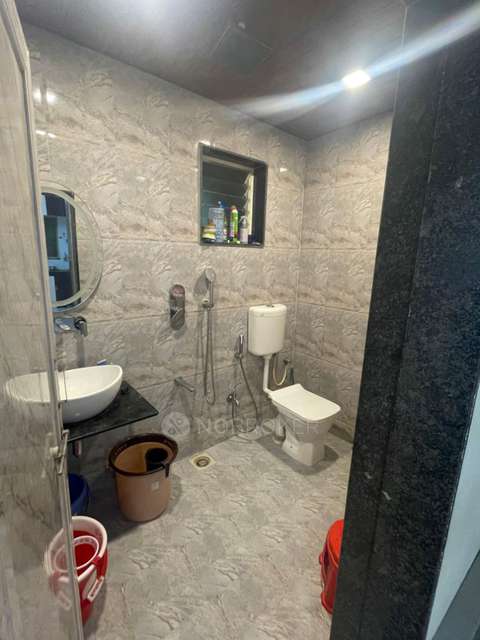 Single Room for Male In 1 BHK  In Mathoshree Building In Trimurti Mitra Mandal