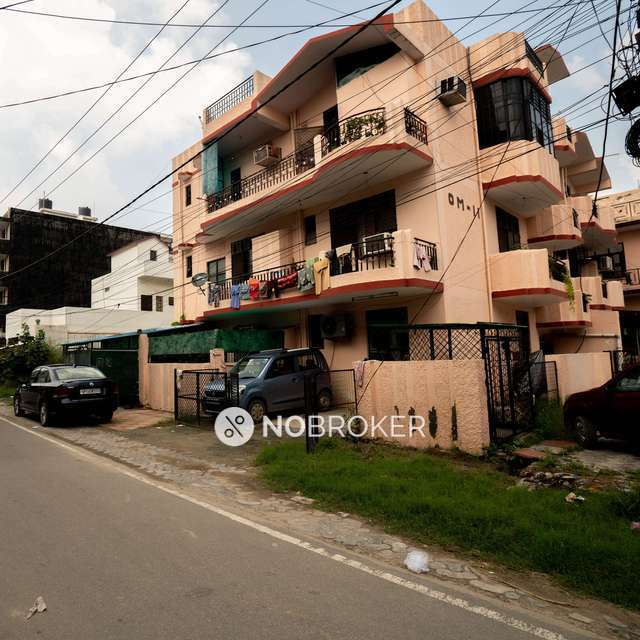 1 BHK Flat In Om  Apartment For Sale  In Sector 5