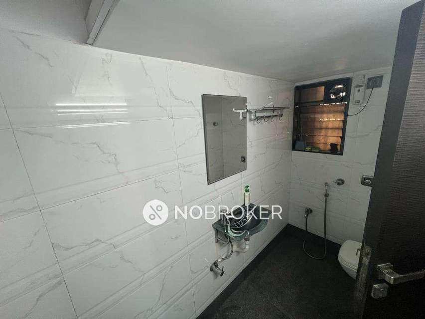 2 BHK Flat In Abhimaan Building For Sale  In Goregaon West