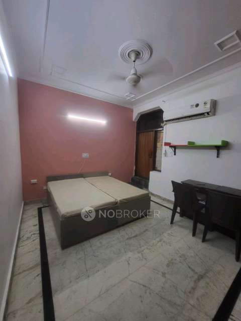 PG for Girls in Kamla Nagar