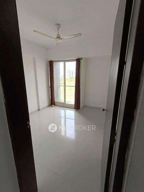 1 BHK Flat In Parklane Premiere For Sale  In Wagholi