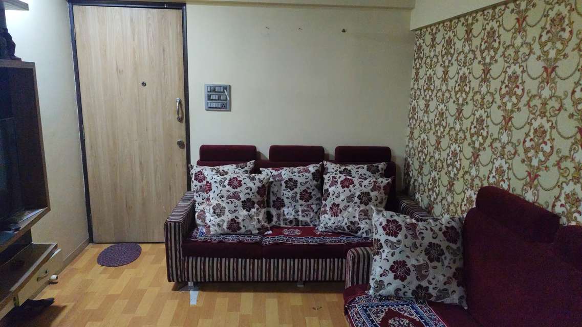 Single Room for Male In 2 BHK  In Kanjurmarg East