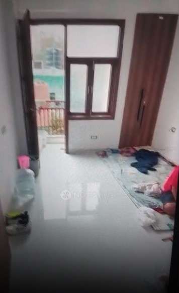 1 BHK Flat In Saraswati Apartments for Rent  In Chattarpur Enclave