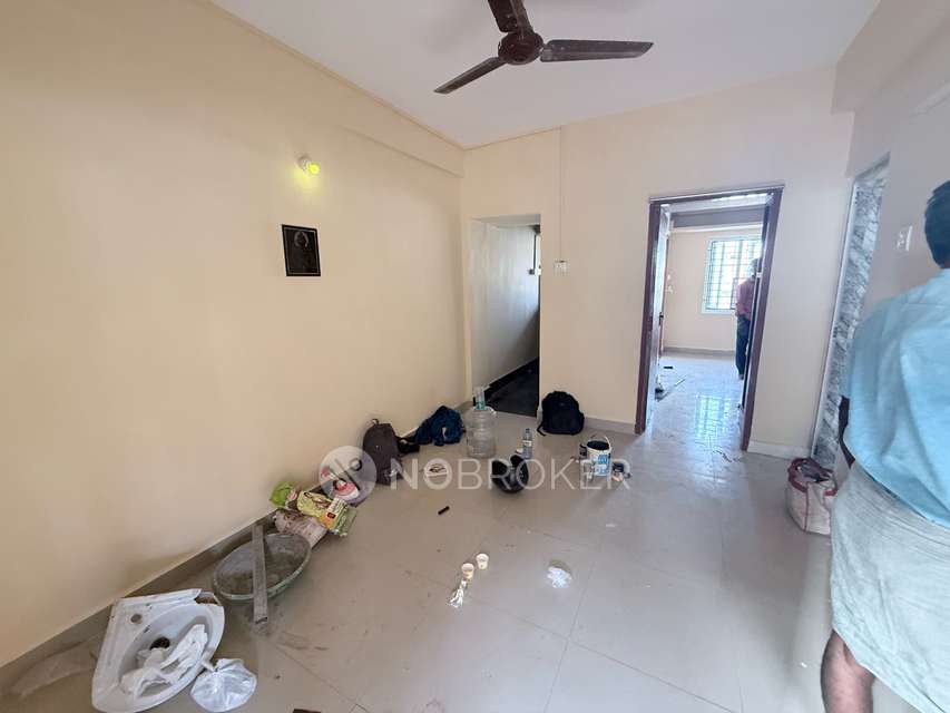 1 BHK Flat In Mahalakshmi Apartments for Rent  In Mylapore