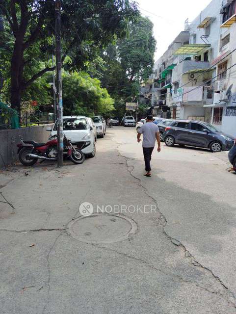 1 BHK Flat In Bda Flat For Sale  In  Karam Pura