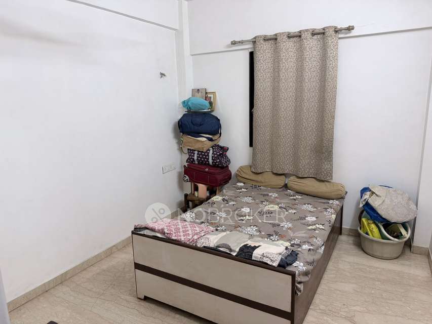 1 BHK Flat In Vyom Soc , Zalawad Nagar , Kandivali East for Rent  In Vijapur Chs Building