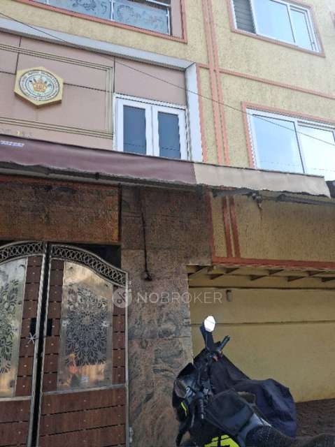 4+ BHK Flat In Standalone Building  For Sale  In Porur