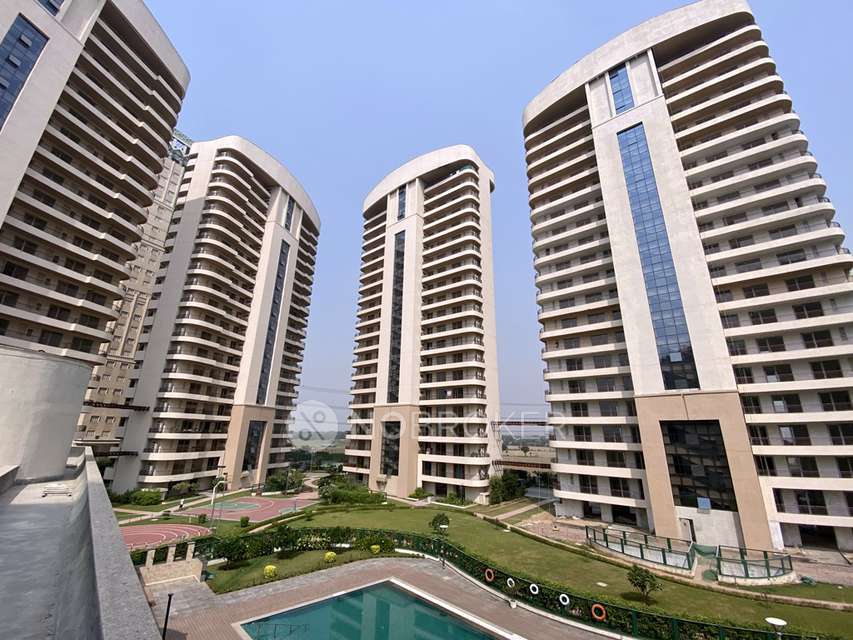 3 BHK Flat In Apartment for Rent  In Sector 108