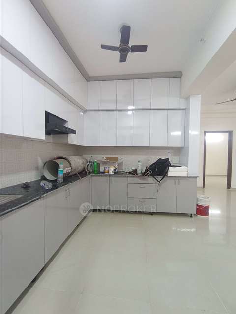 3 BHK Flat In Amrapalli Verona Heights for Rent  In Amrapali Leisure Valley