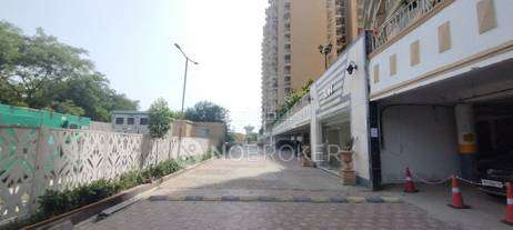 Shop in Noida-greater Noida Link Road, Noida for sale 