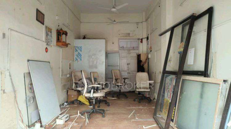 Shop in Dadar East, Mumbai for Rent 