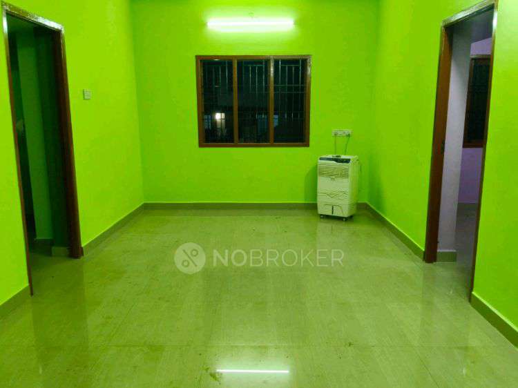 2 BHK Flat In 2 Flat Apartmrent for Rent  In Oil Mill Road