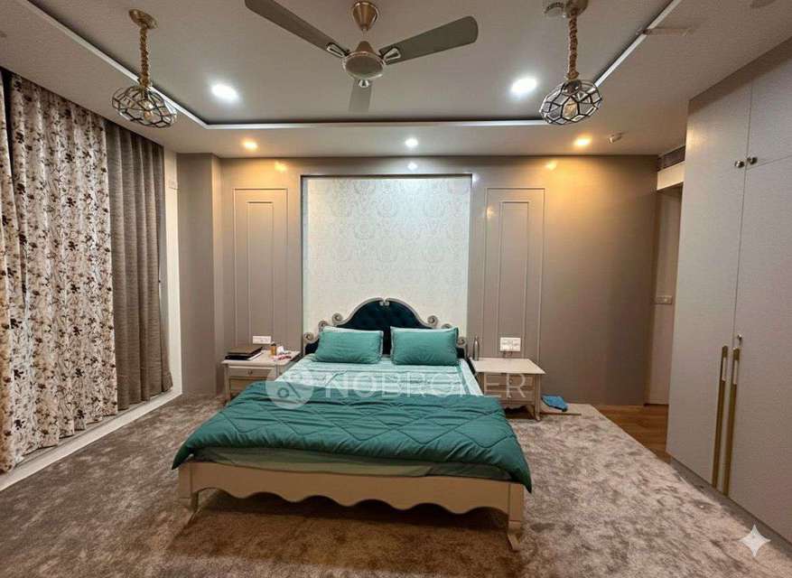 3 BHK Flat In Mantri Pinnacle for Lease  In Hulimavu