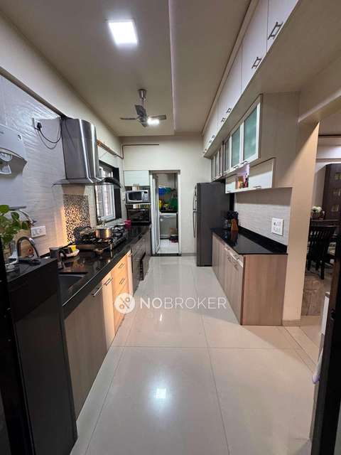 3 BHK Flat In Kumar Picasso for Rent In Hadapsar