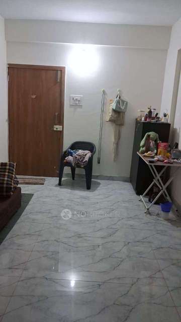Shared Room for Female In 1 BHK  In Varadvihar Opposite To Varadvishwa In Jp3j+pr9