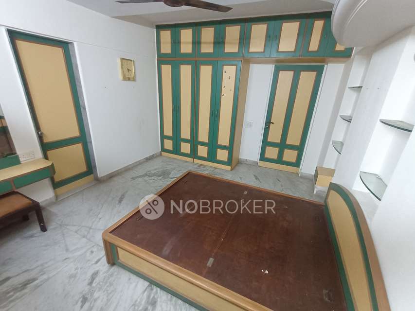 2 BHK Flat In Vikas Park Chs for Rent  In Malad West