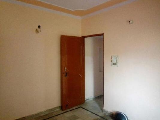 1 BHK Flat In Standalone Building  For Sale  In  Shakarpur