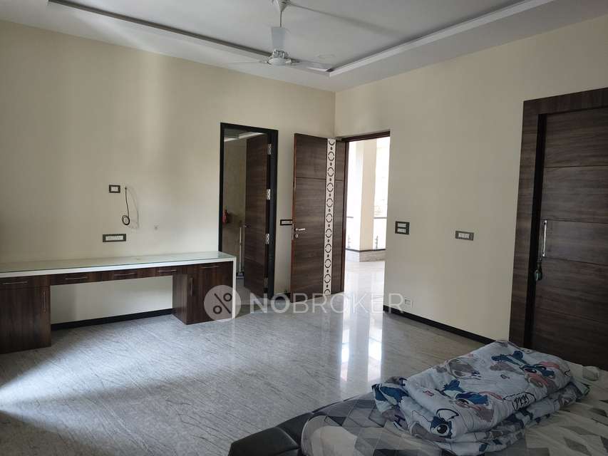 4+ BHK House for Rent  In Manapakkam
