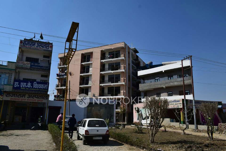 1 BHK Flat In Sankat Mochan Apartment For Sale  In Nai Basti