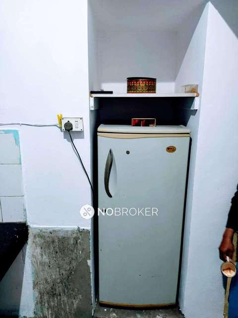 1 BHK Flat In Rose Apartments, Dwarka For Sale  In Dwarka