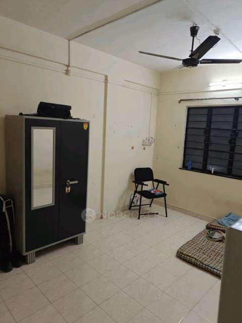 Shared Room for Male In 2 BHK  In Swapnpoorti Phase 1 , Near Ganesh Talav  In 8a, Horizon Co-operative Housing Society, Sector No. 26, Pradhikaran, Nigdi, Pimpri-chinchwad, Maharashtra 411044, India