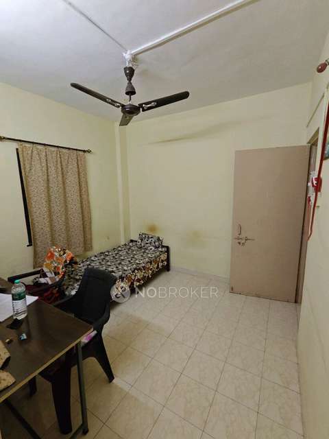 Shared Room for Male In 2 BHK  In Swapnpoorti Phase 1 , Near Ganesh Talav  In 8a, Horizon Co-operative Housing Society, Sector No. 26, Pradhikaran, Nigdi, Pimpri-chinchwad, Maharashtra 411044, India