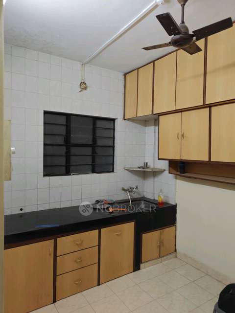 Shared Room for Male In 2 BHK  In Swapnpoorti Phase 1 , Near Ganesh Talav  In 8a, Horizon Co-operative Housing Society, Sector No. 26, Pradhikaran, Nigdi, Pimpri-chinchwad, Maharashtra 411044, India