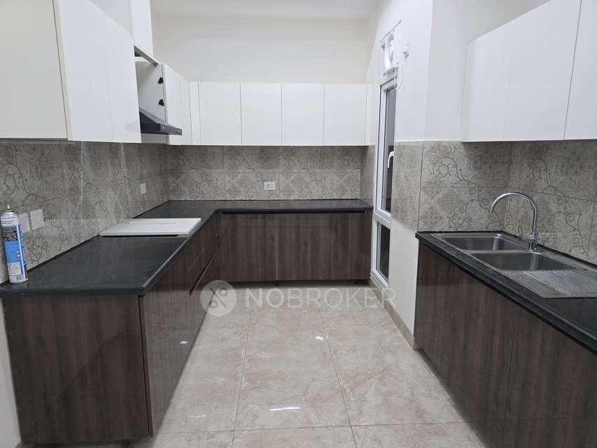 4 BHK Flat In Wave Veridia Oakwood Enclave for Rent  In Raispur