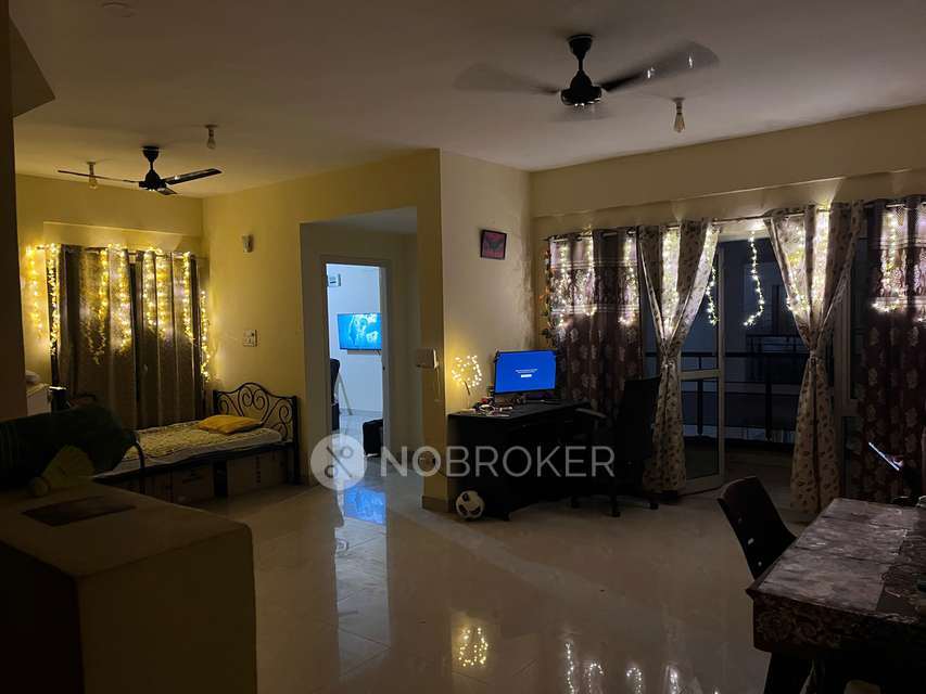 Single Room for Male In 3 BHK  In Shriram Samruddhi Apartments In Munnekollal