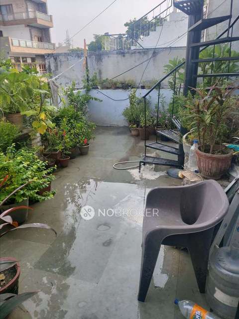 1 BHK House for Rent  In Sector 19