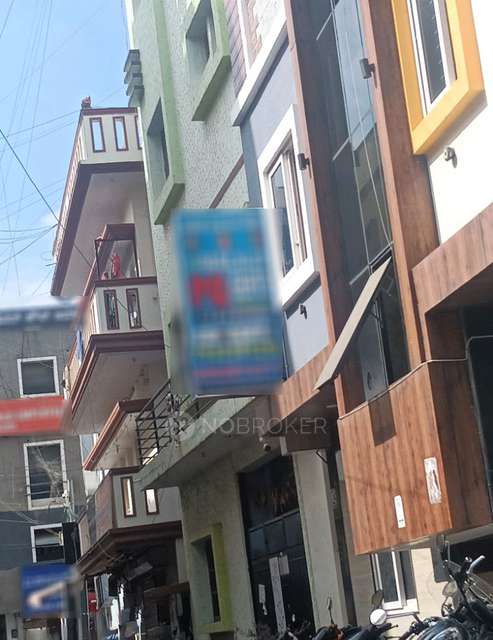 PG for Boys in Chikka Madivala