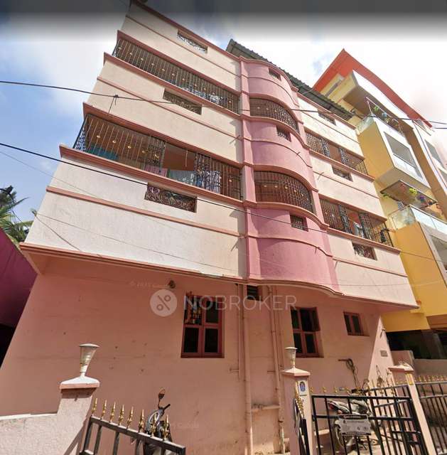 PG for Boys in Navalur