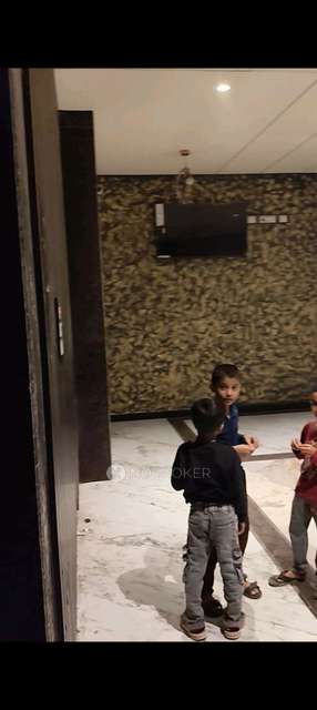 4 BHK Flat In Esa Hieght For Sale  In Shilphata